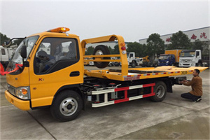 襄汾哪里有拖车服务